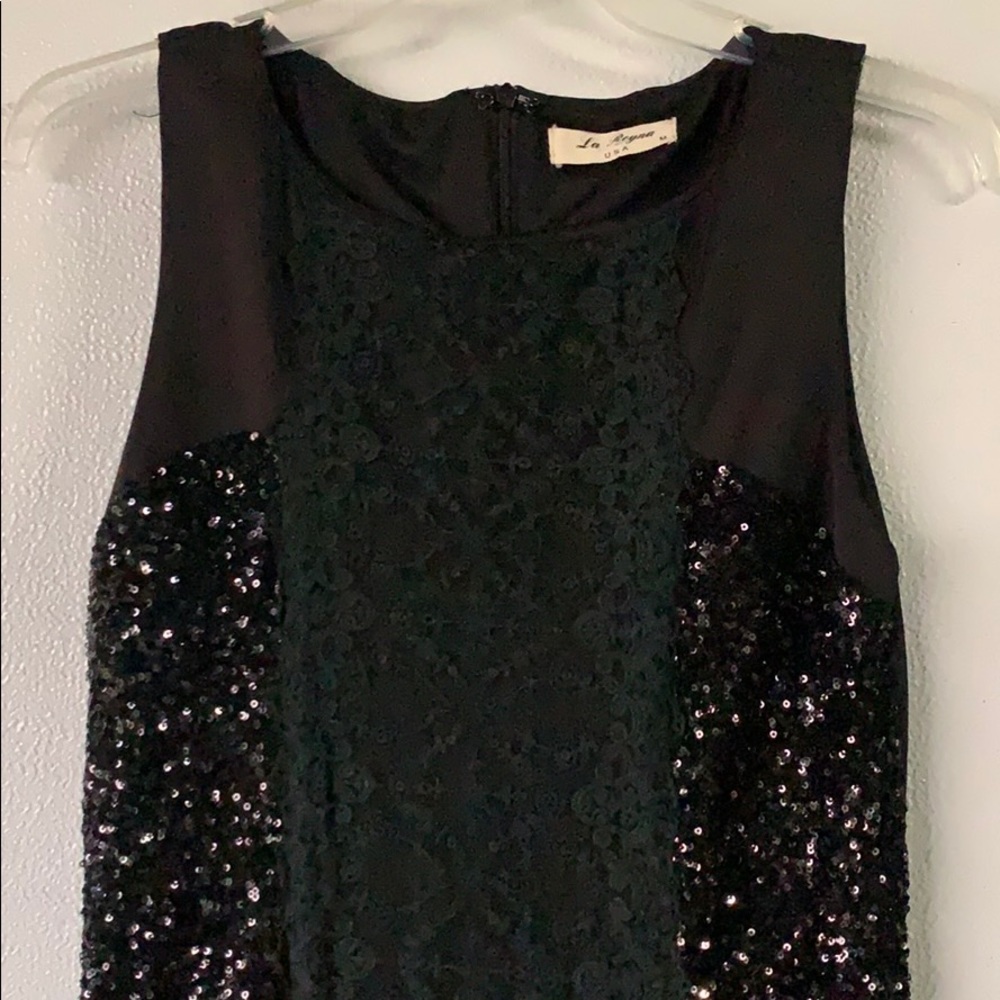 ❤️ La Reyna black dress sequins sleeveless zipper size M